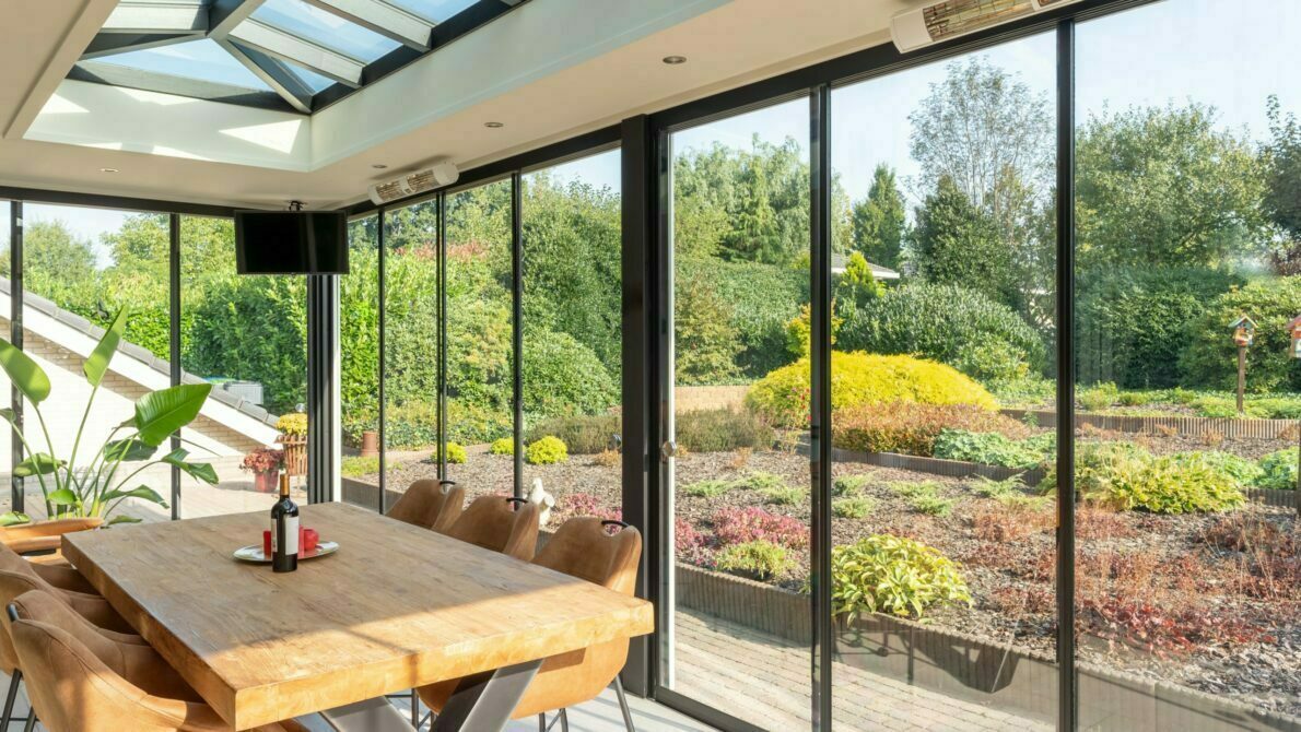 Schilddak in tuinkamer