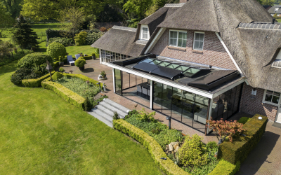 Zadeldak in veranda in Beekbergen